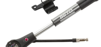 470270  – BETO Dual Function 2 in 1 shock pump – AVAILABLE IN SELECTED BIKE SHOPS